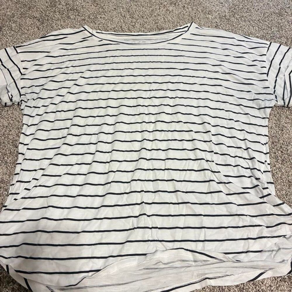 Maurices Women's multi T-shirt